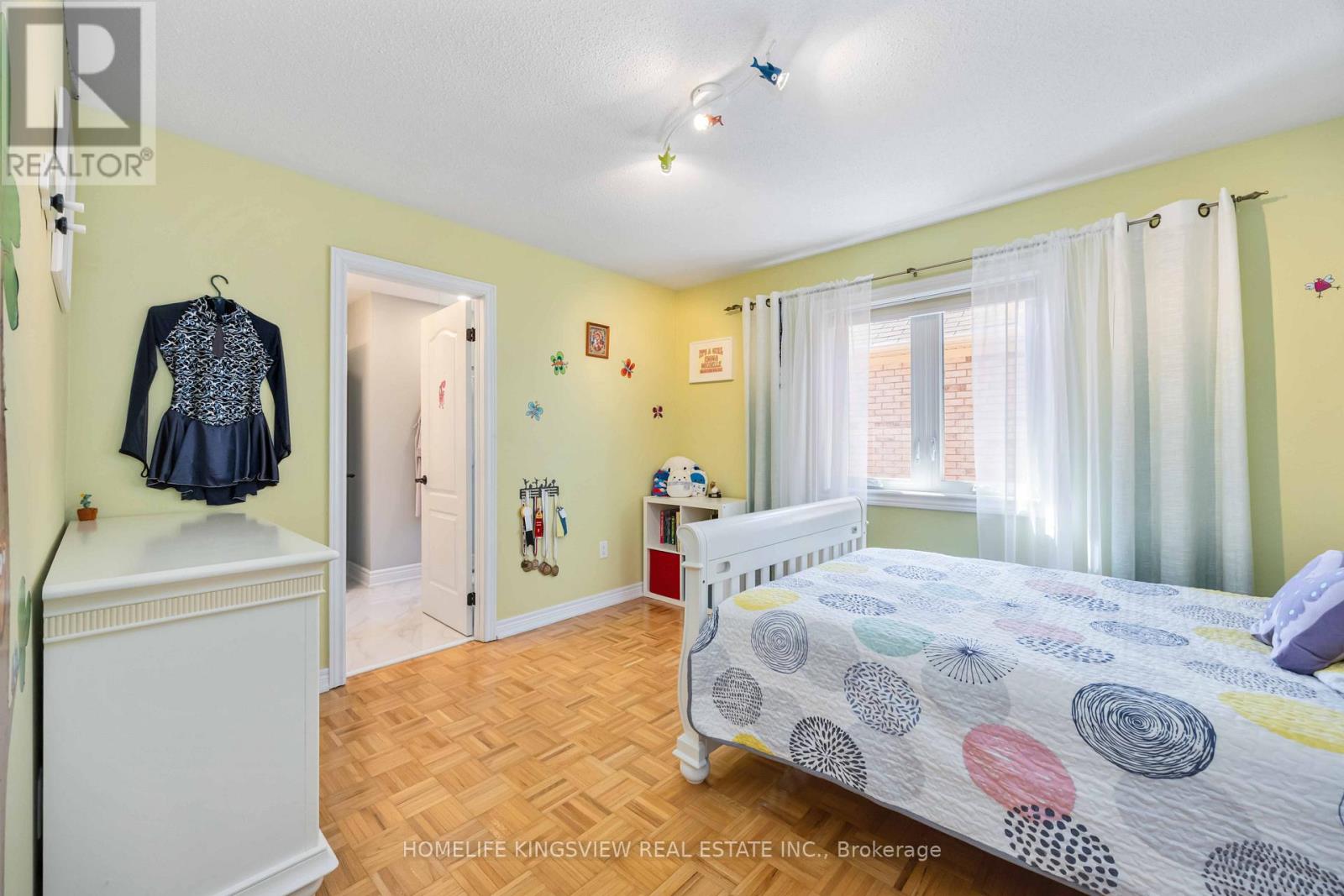 186 Saint Francis Avenue, Vaughan, Ontario  L4H 3E4 - Photo 20 - N12416988