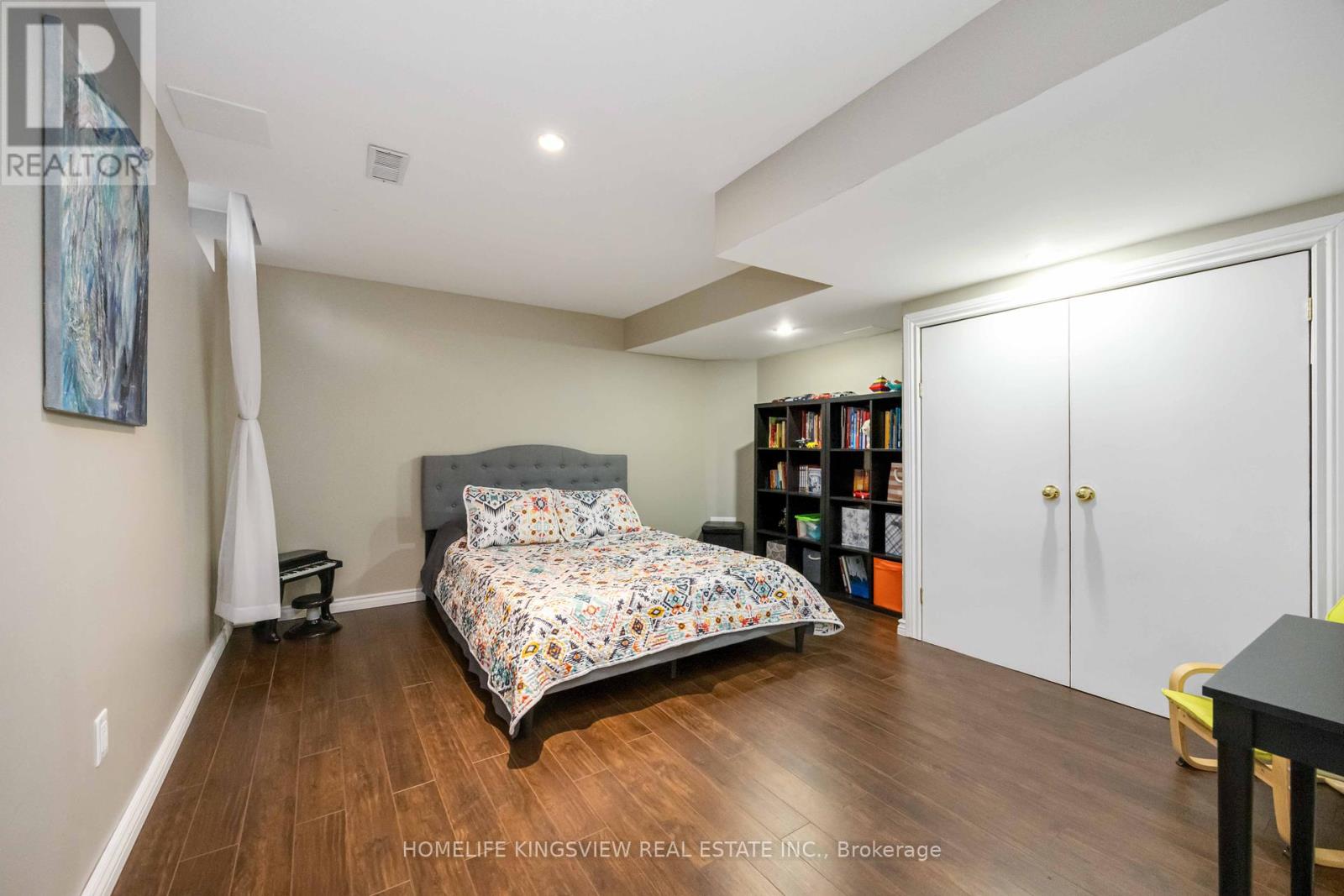 186 Saint Francis Avenue, Vaughan, Ontario  L4H 3E4 - Photo 37 - N12416988