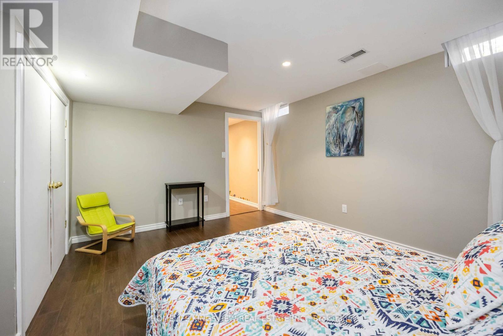 186 Saint Francis Avenue, Vaughan, Ontario  L4H 3E4 - Photo 38 - N12416988