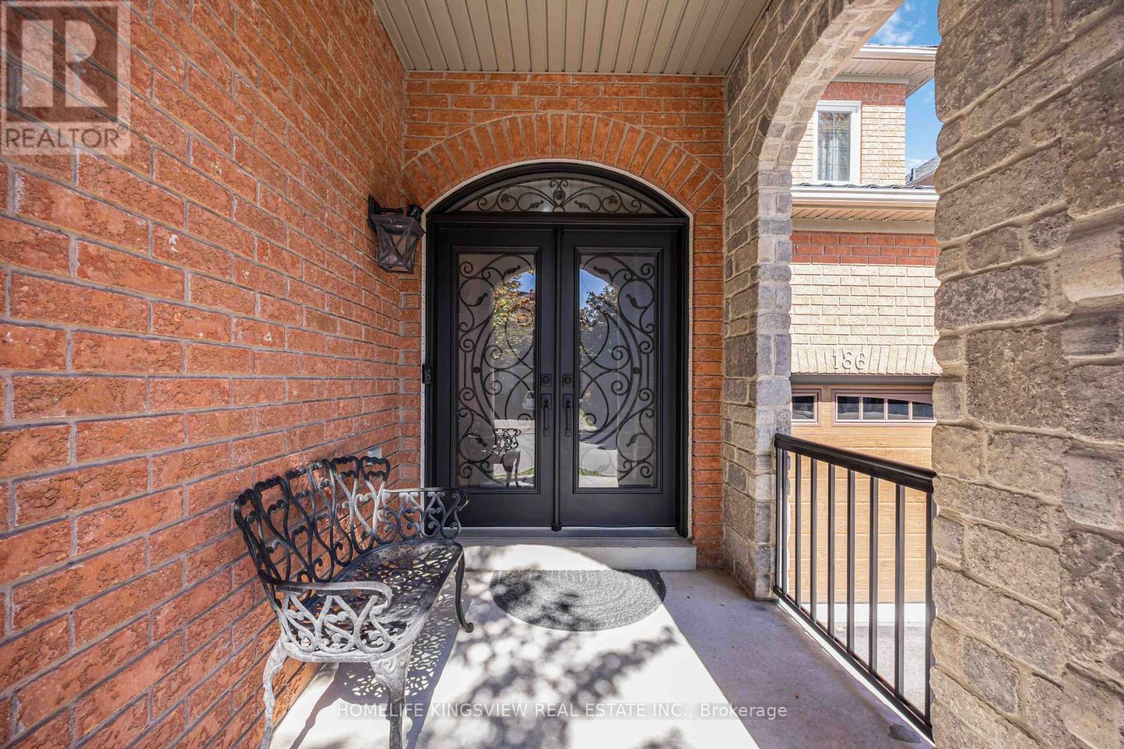 186 Saint Francis Avenue, Vaughan, Ontario  L4H 3E4 - Photo 4 - N12416988