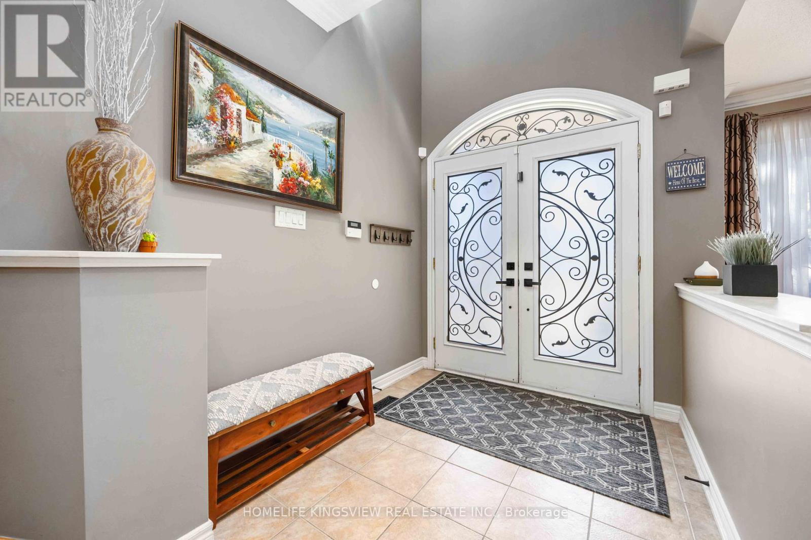 186 Saint Francis Avenue, Vaughan, Ontario  L4H 3E4 - Photo 5 - N12416988