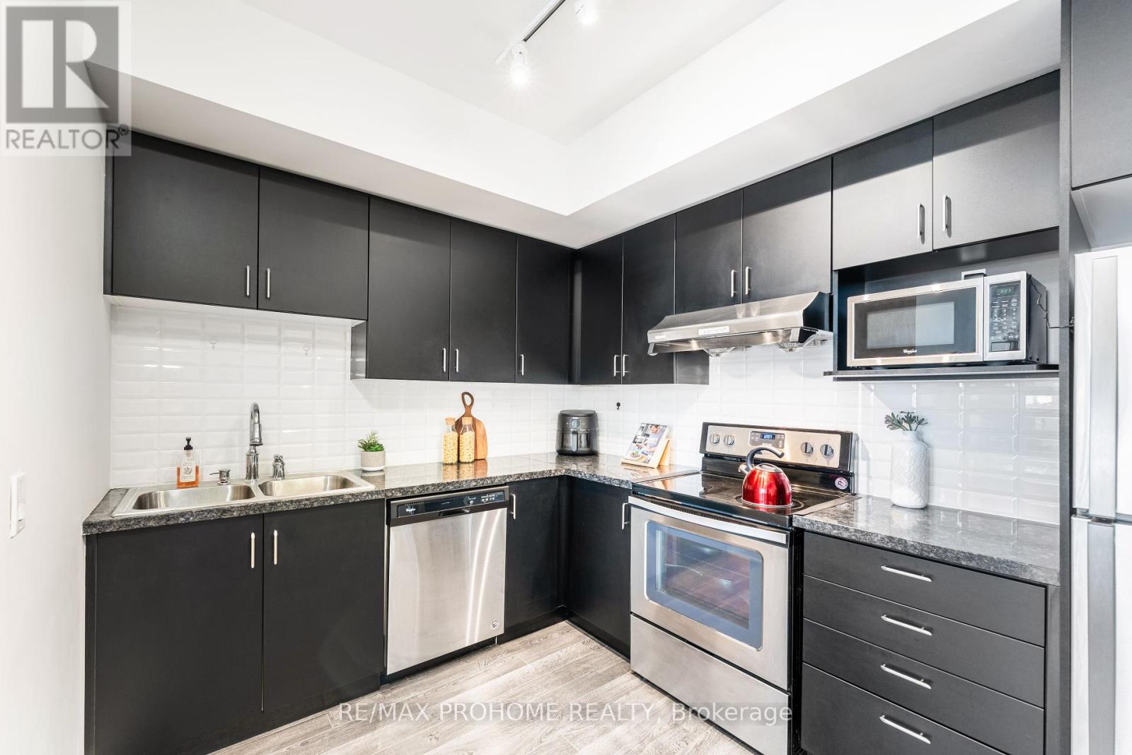 1112 - 33 Clegg Road, Markham, Ontario  L6G 0G6 - Photo 8 - N12417007
