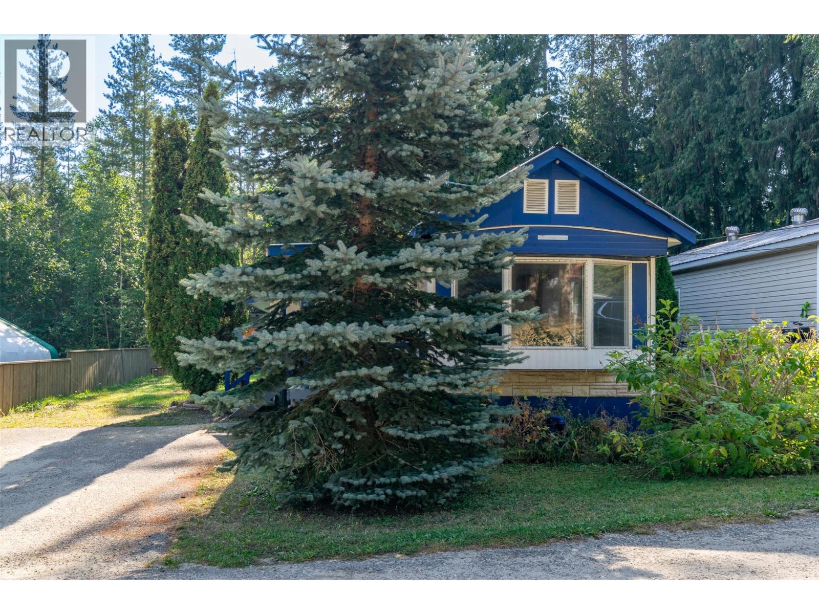 5235 Shaw Road SE Unit# 8, salmon arm, British Columbia