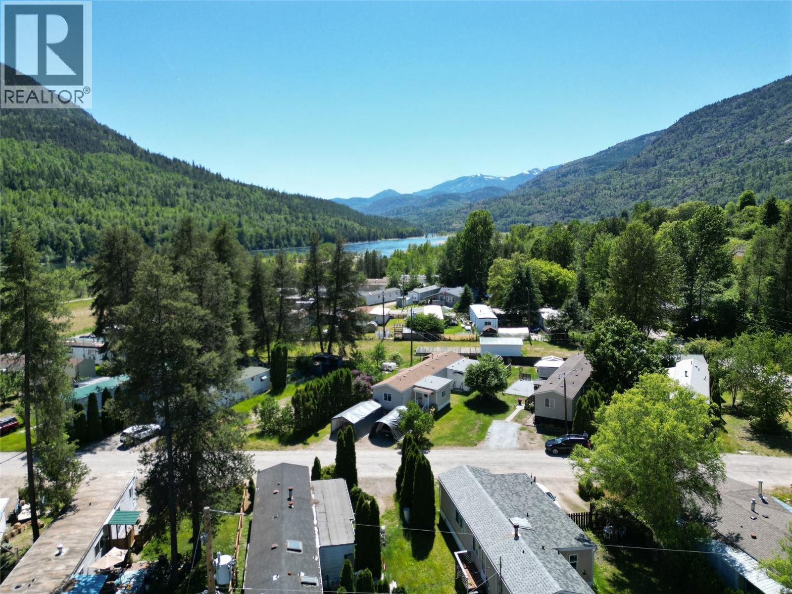 500 16th Avenue Unit# 13, Genelle, British Columbia  V0G 1G0 - Photo 14 - 10362001