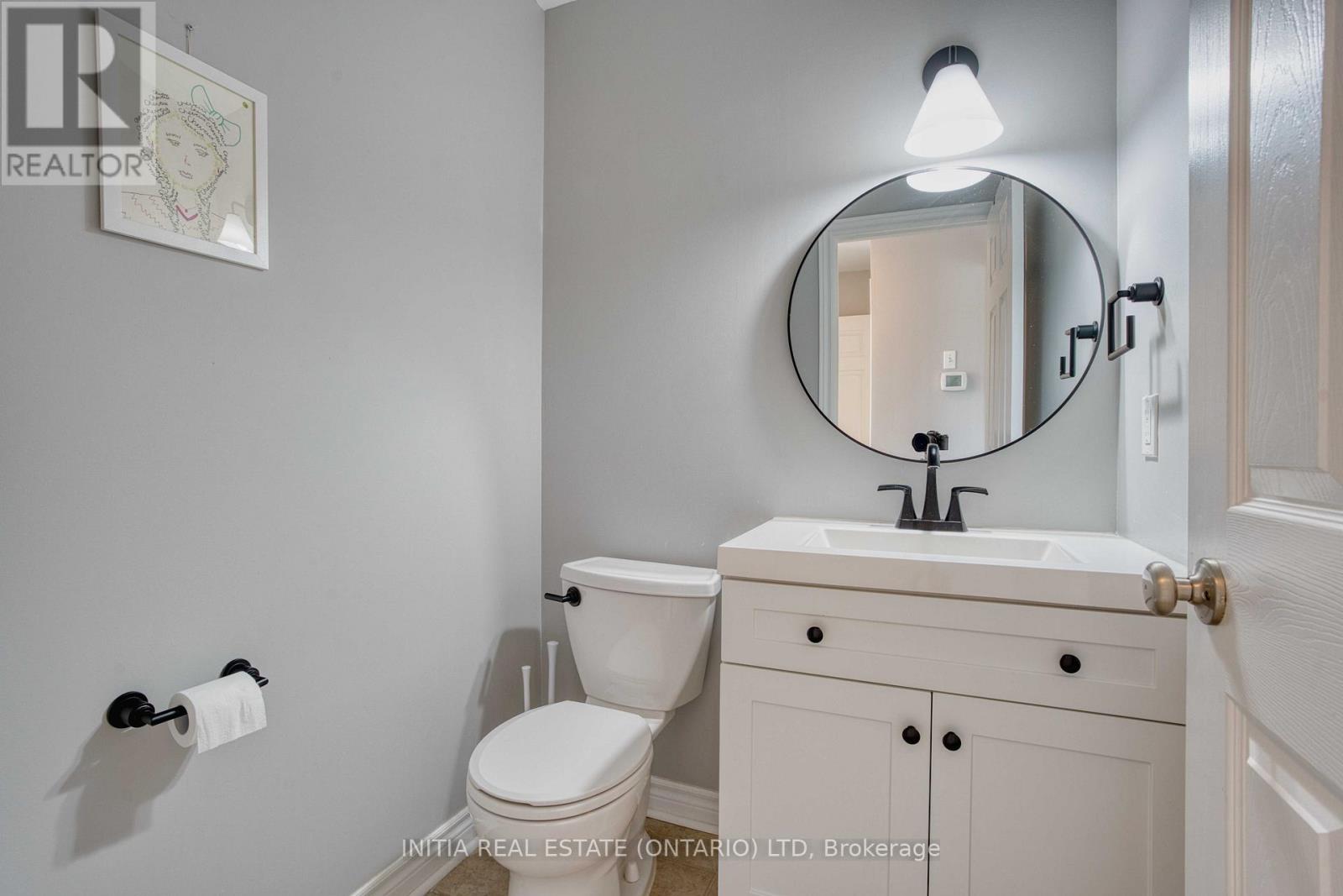 2021 Lumb Court, London North, Ontario  N6G 5J4 - Photo 20 - X12417020