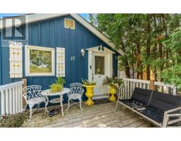 17 MUSTARD STREET