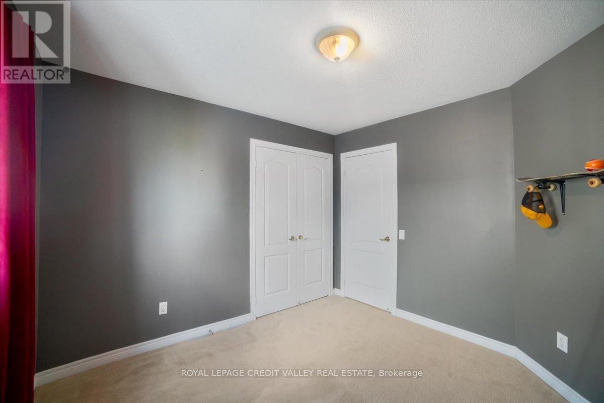 210 Marilyn Street, Shelburne, Ontario  L9V 3C7 - Photo 25 - X12416999