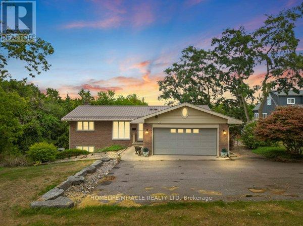 11844 LOYALIST PARKWAY, Prince Edward County, Ontario