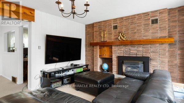 11844 Loyalist Parkway, Prince Edward County, Ontario  K0K 2T0 - Photo 6 - X12417000