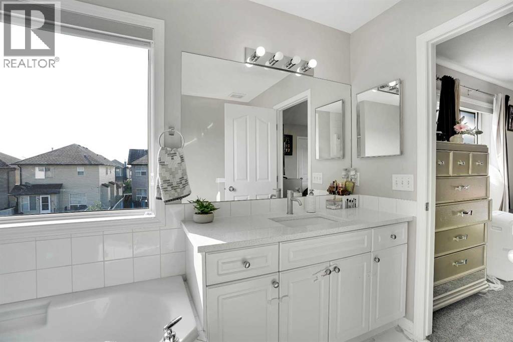151 Saddlehorn Close Ne, Calgary, Alberta  T3J 5C6 - Photo 20 - A2251362