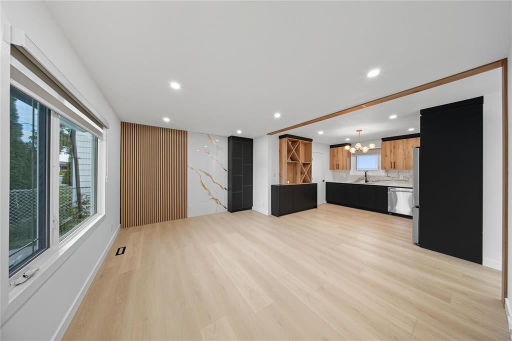 76 Dingle Street, Winnipeg, Manitoba  R2R 0V6 - Photo 12 - 202524528