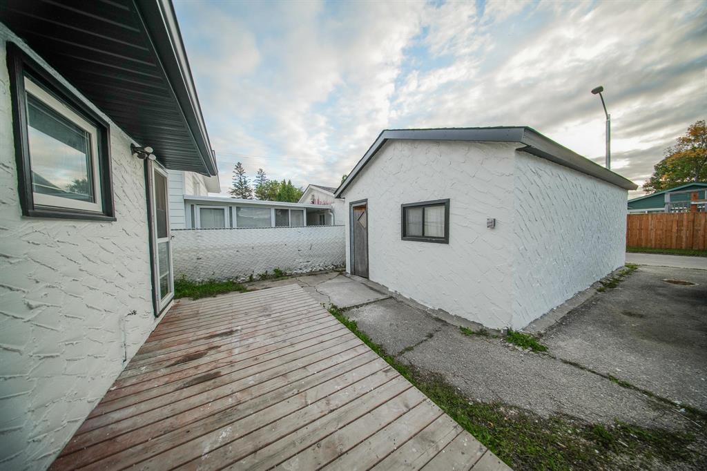 76 Dingle Street, Winnipeg, Manitoba  R2R 0V6 - Photo 31 - 202524528