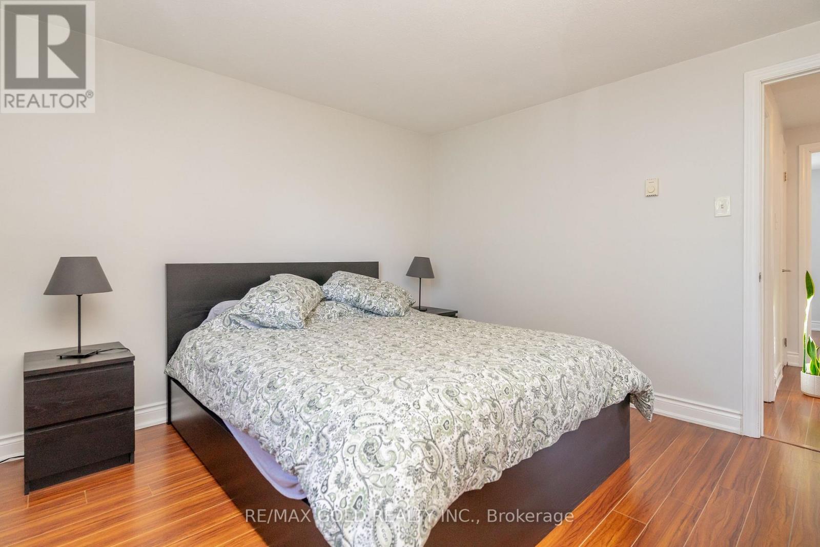 18 Juliette Square, Brampton, Ontario  L6S 2M6 - Photo 24 - W12416971