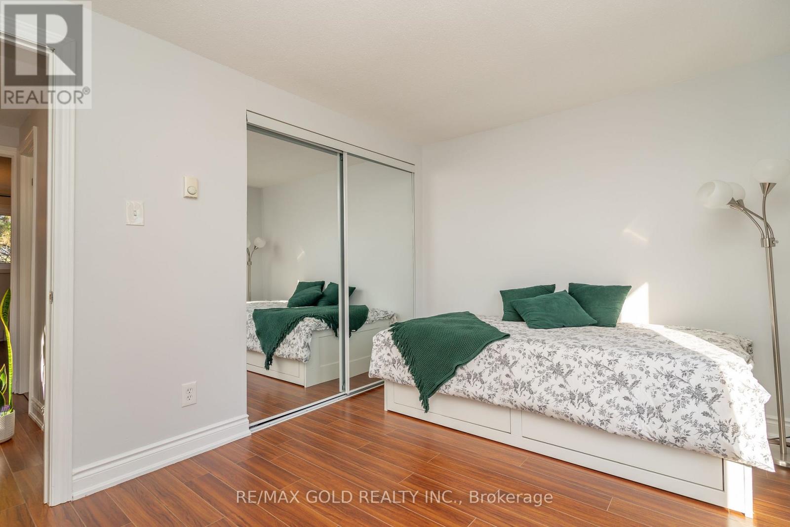 18 Juliette Square, Brampton, Ontario  L6S 2M6 - Photo 31 - W12416971