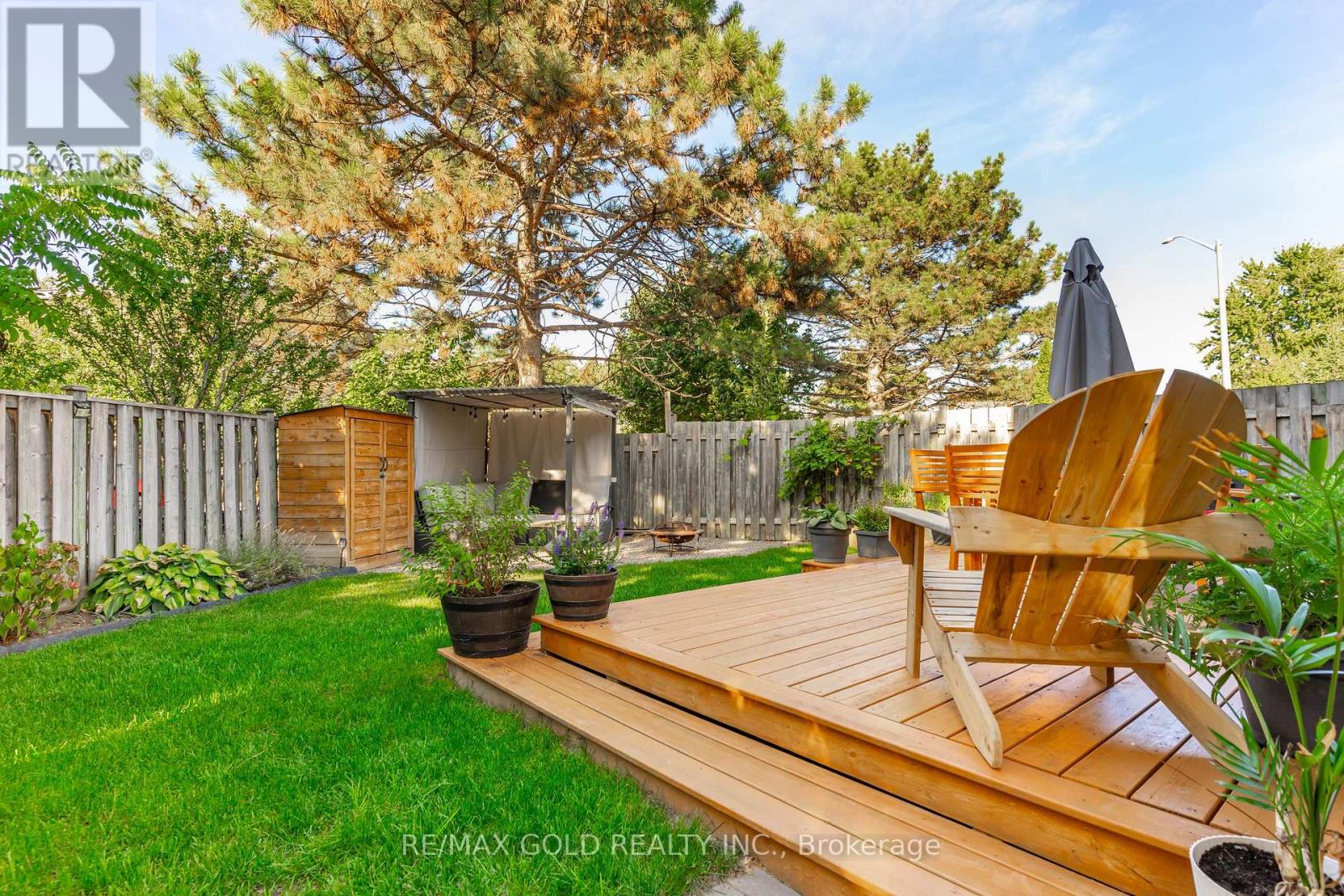 18 Juliette Square, Brampton, Ontario  L6S 2M6 - Photo 40 - W12416971