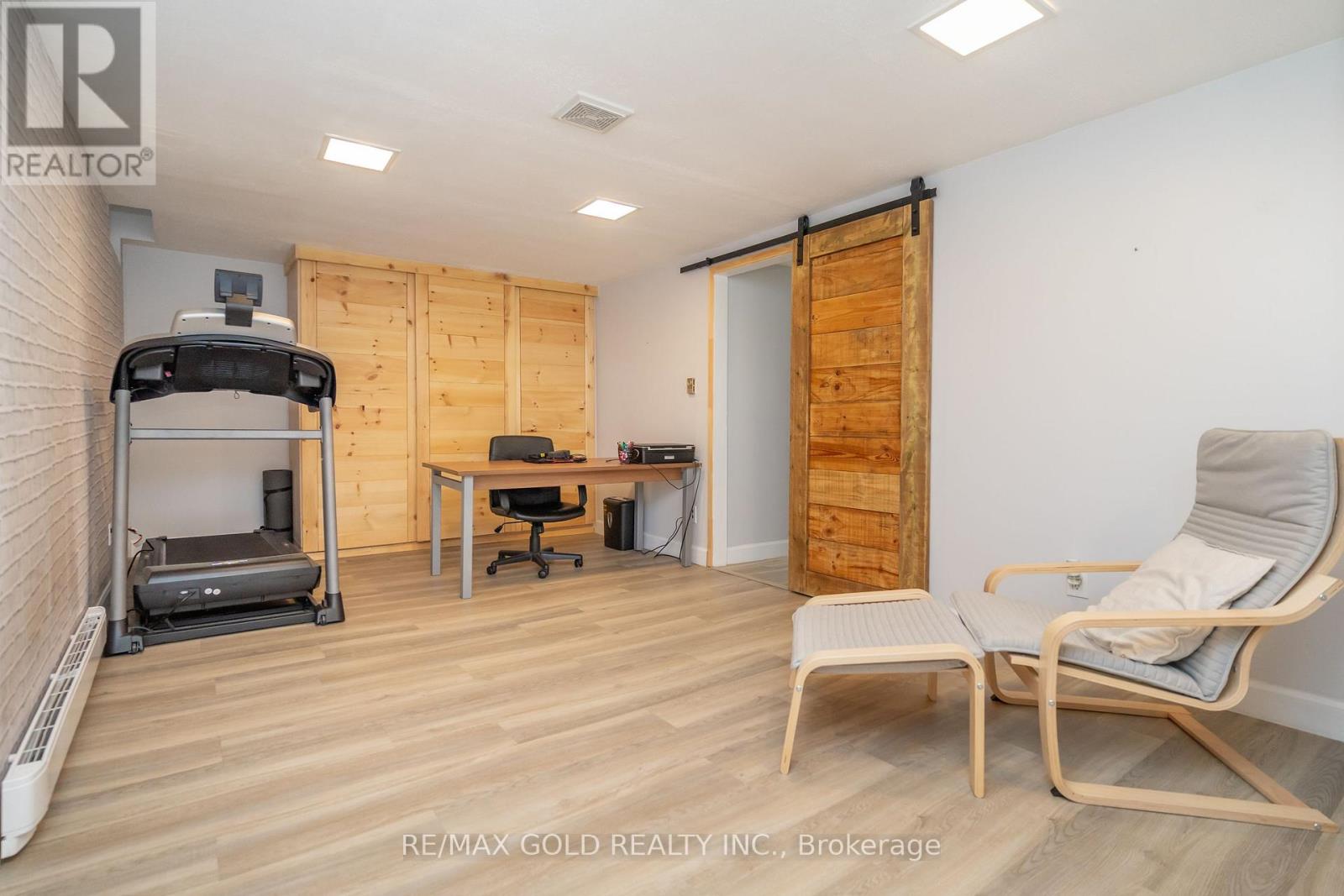 18 Juliette Square, Brampton, Ontario  L6S 2M6 - Photo 33 - W12416971