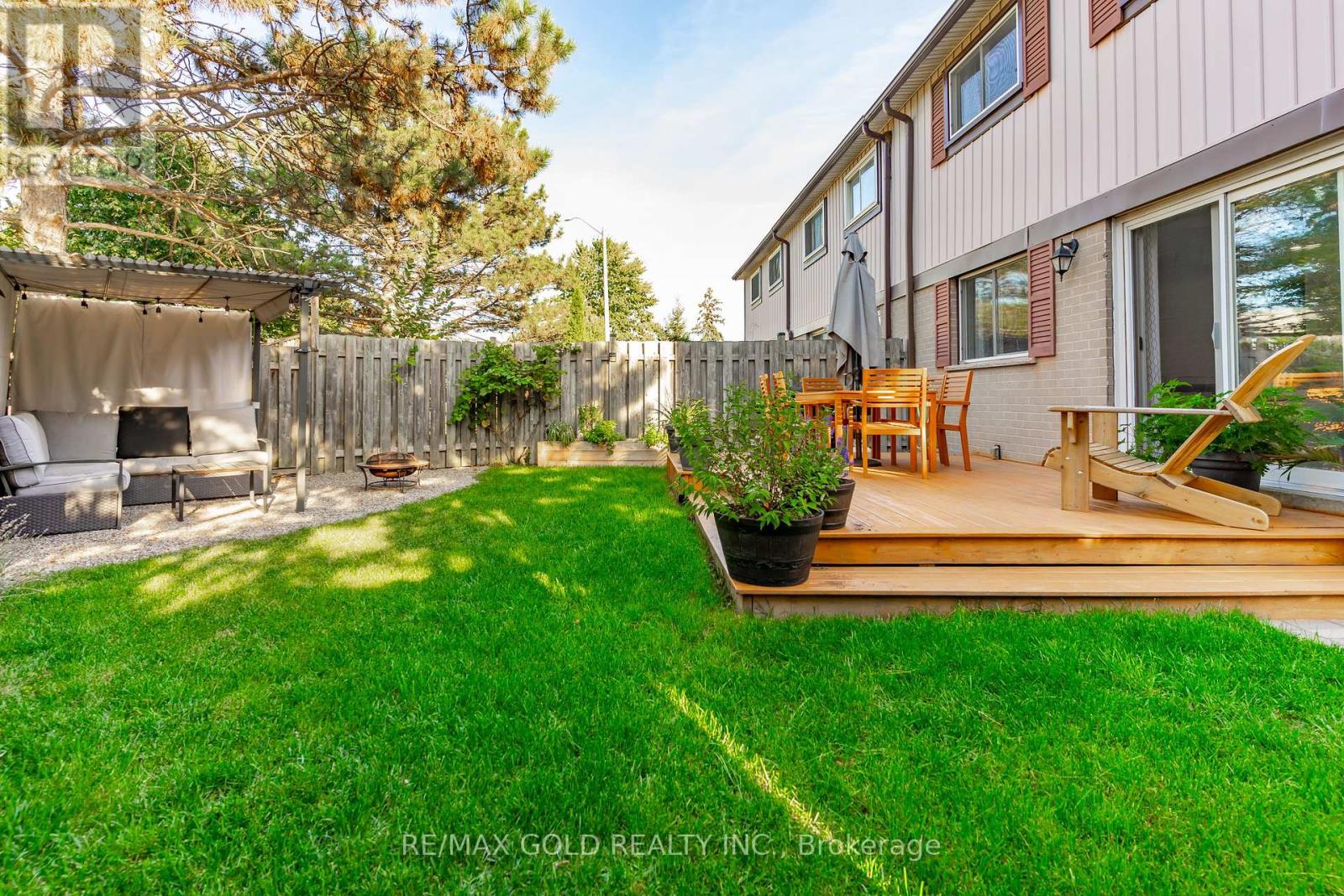 18 Juliette Square, Brampton, Ontario  L6S 2M6 - Photo 41 - W12416971