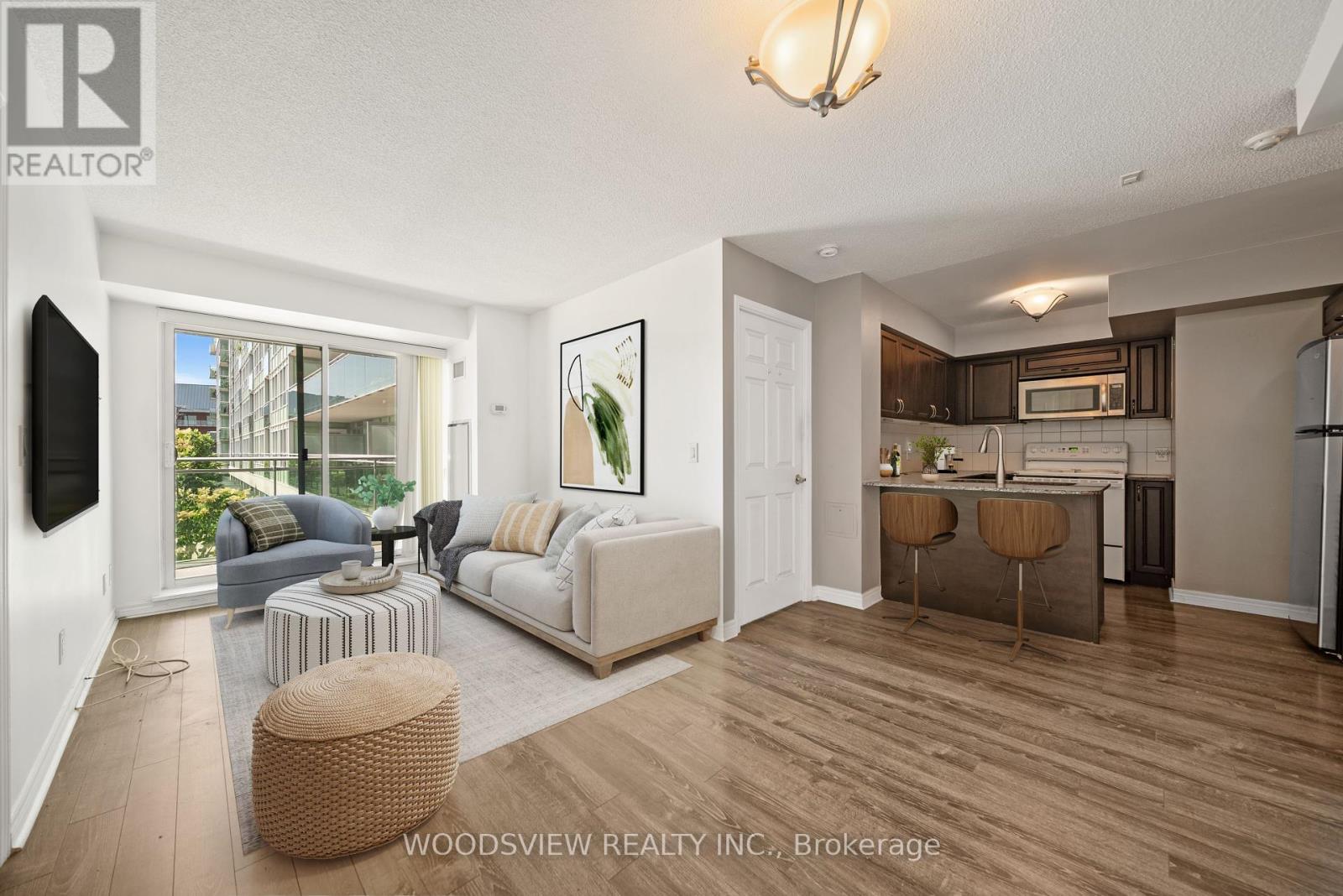 233 - 60 FAIRFAX CRESCENT, Toronto, Ontario