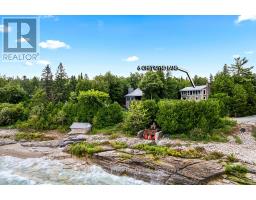 6 CHETWYND LANE, Northern Bruce Peninsula, Ontario