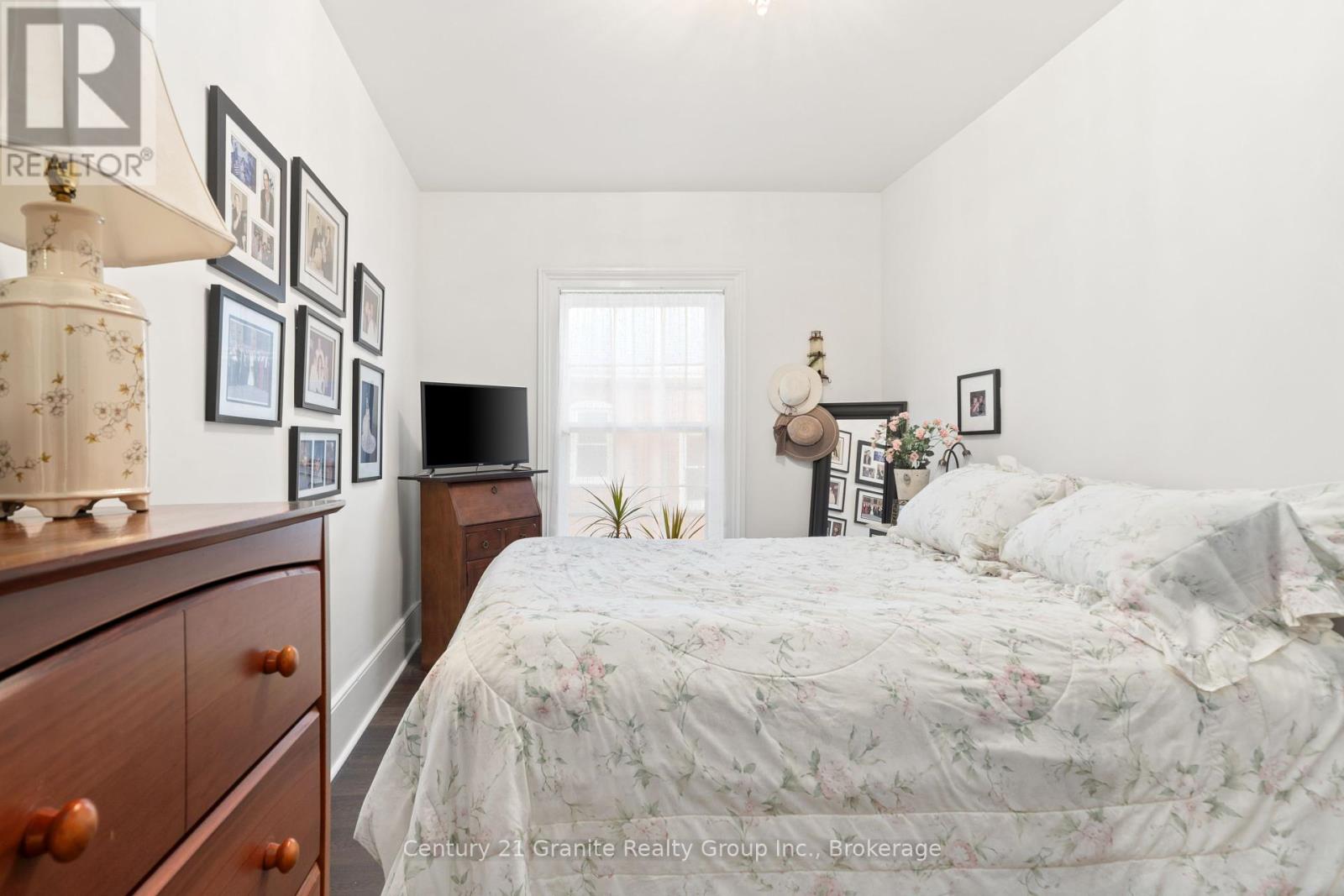 110 Bridge Street W, Belleville, Ontario  K8P 1J6 - Photo 38 - X12297299