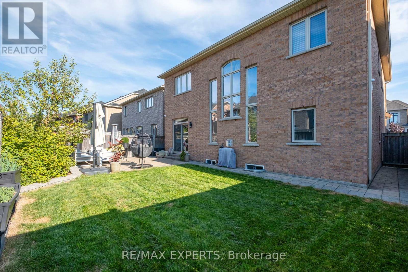 40 Heron Hollow Avenue, Richmond Hill (Oak Ridges), Ontario  L4E 0G9 - Photo 44 - N12417012