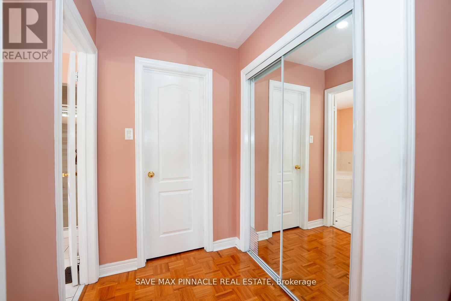 1 Ashton Drive, Vaughan (Maple), Ontario  L6A 2L4 - Photo 31 - N12417030