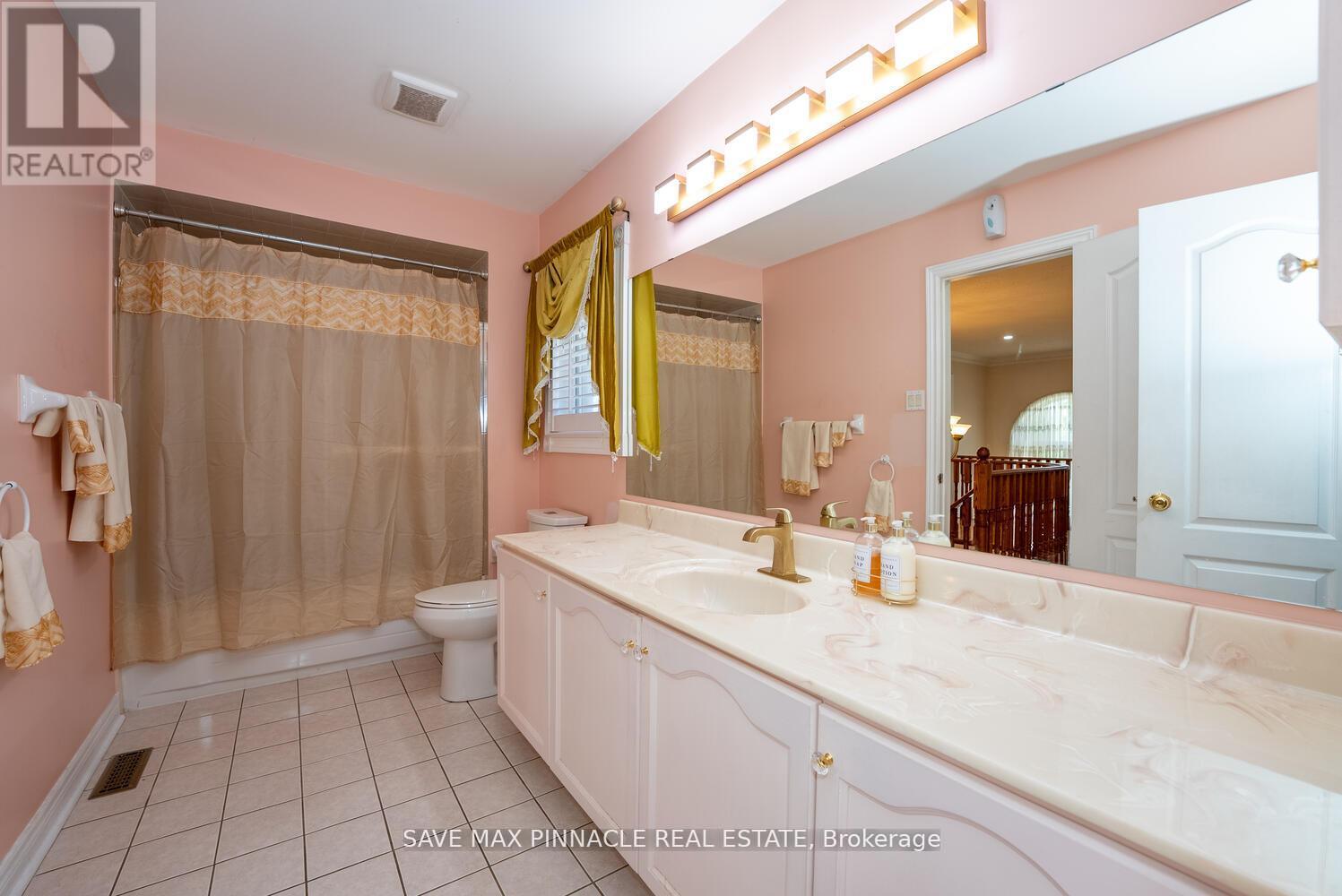 1 Ashton Drive, Vaughan (Maple), Ontario  L6A 2L4 - Photo 39 - N12417030