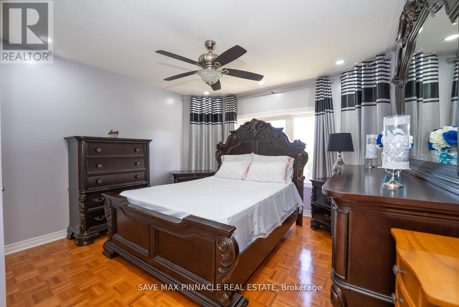 1 Ashton Drive, Vaughan (Maple), Ontario  L6A 2L4 - Photo 41 - N12417030