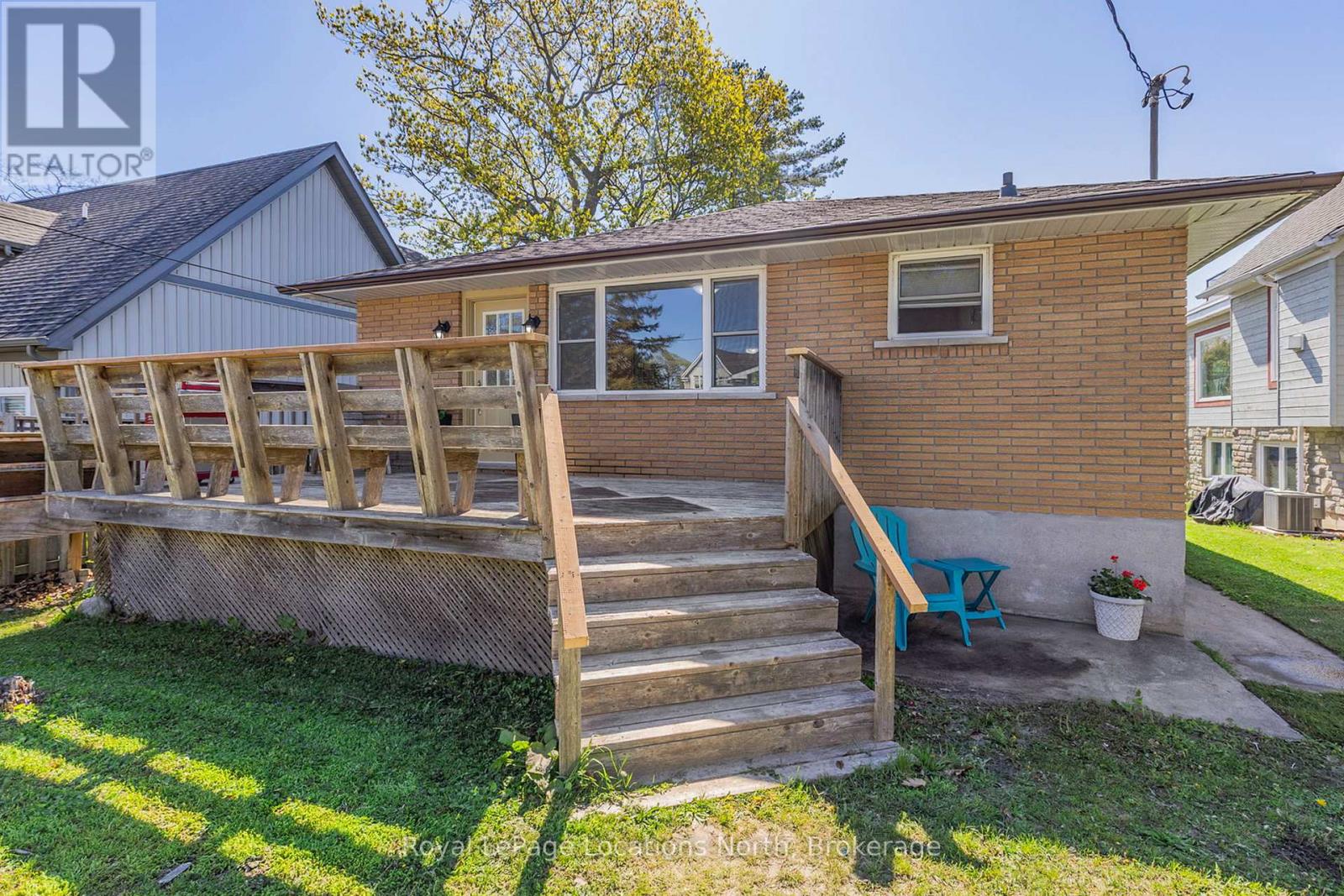 971 MOSLEY STREET, Wasaga Beach, Ontario