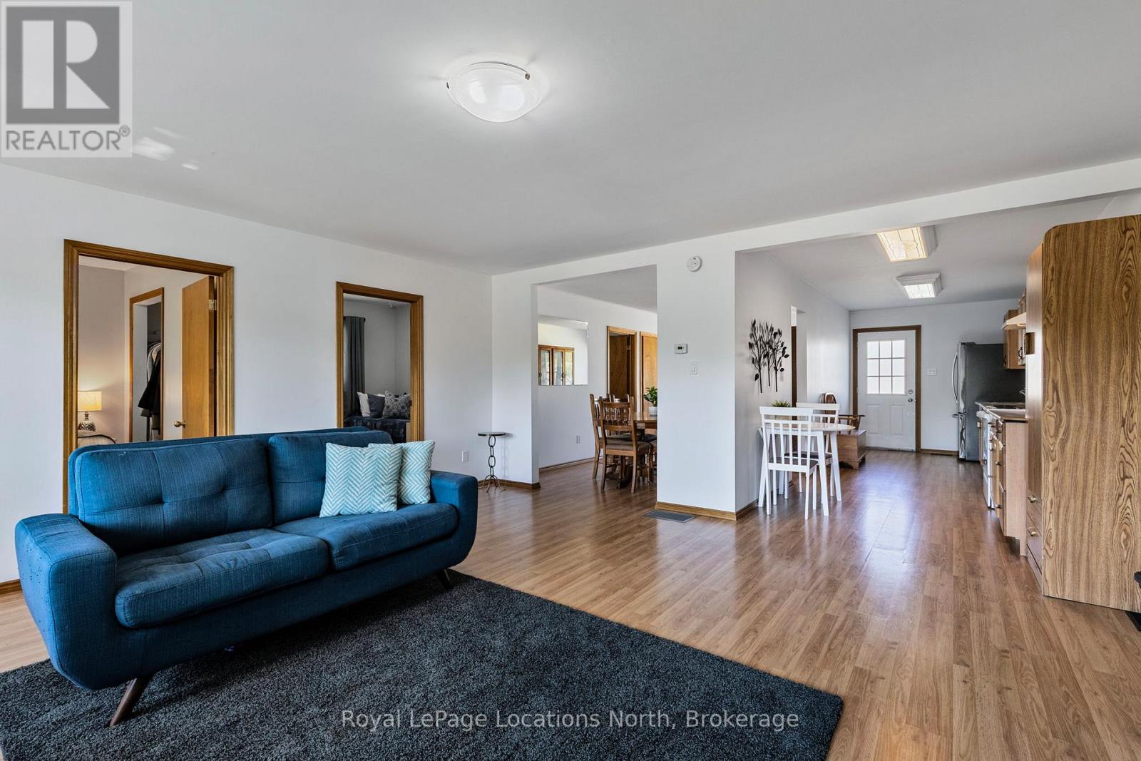 971 Mosley Street, Wasaga Beach, Ontario  L9Z 2G9 - Photo 15 - S12417068