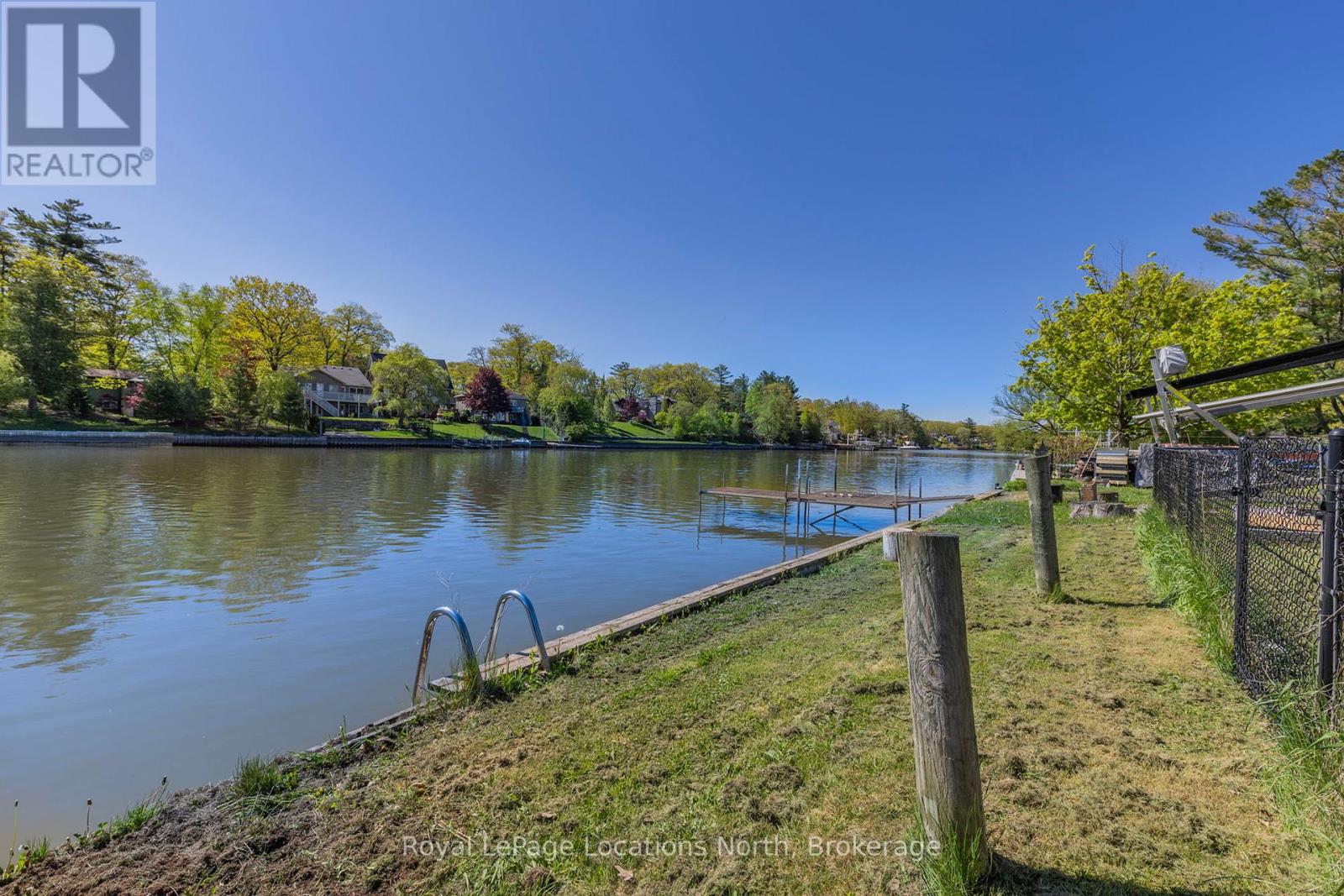 971 Mosley Street, Wasaga Beach, Ontario  L9Z 2G9 - Photo 41 - S12417068