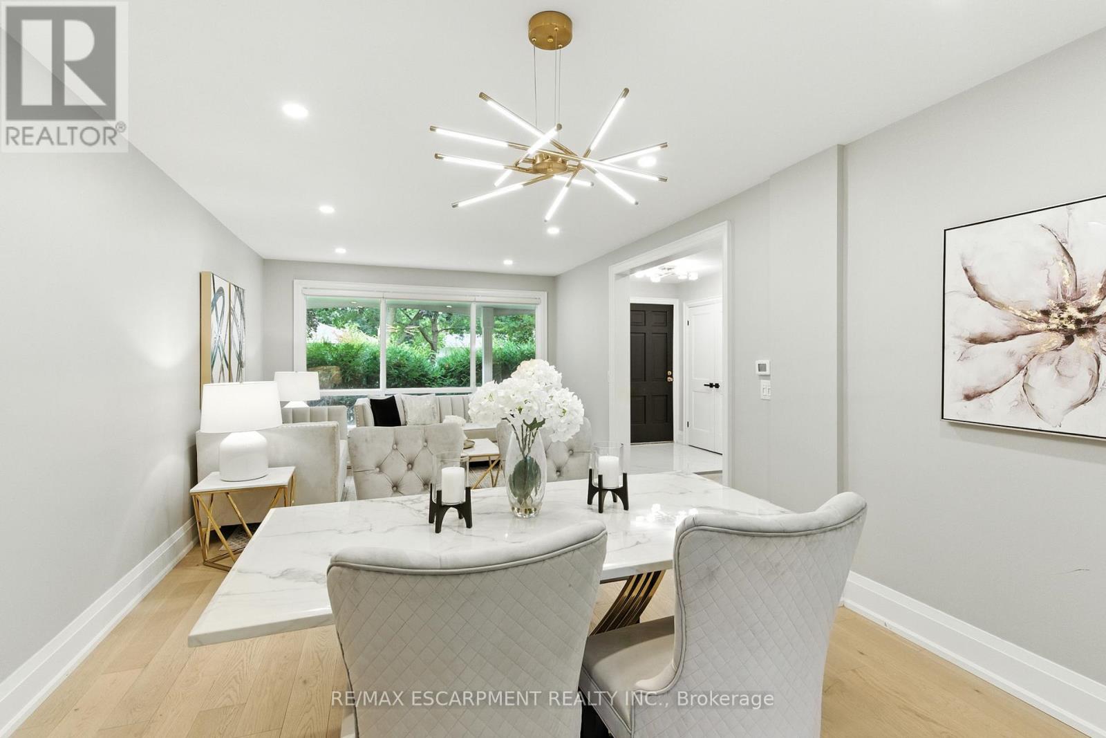 1245 Bramblewood Lane, Mississauga, Ontario  L5H 1L9 - Photo 9 - W12417027