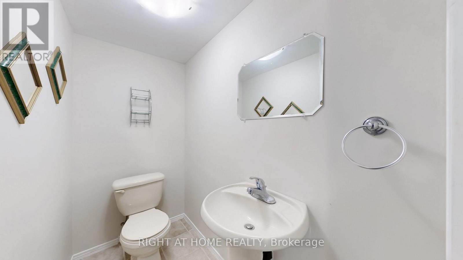 183 Alderlea Avenue, Hamilton, Ontario  L0R 1W0 - Photo 30 - X12417017