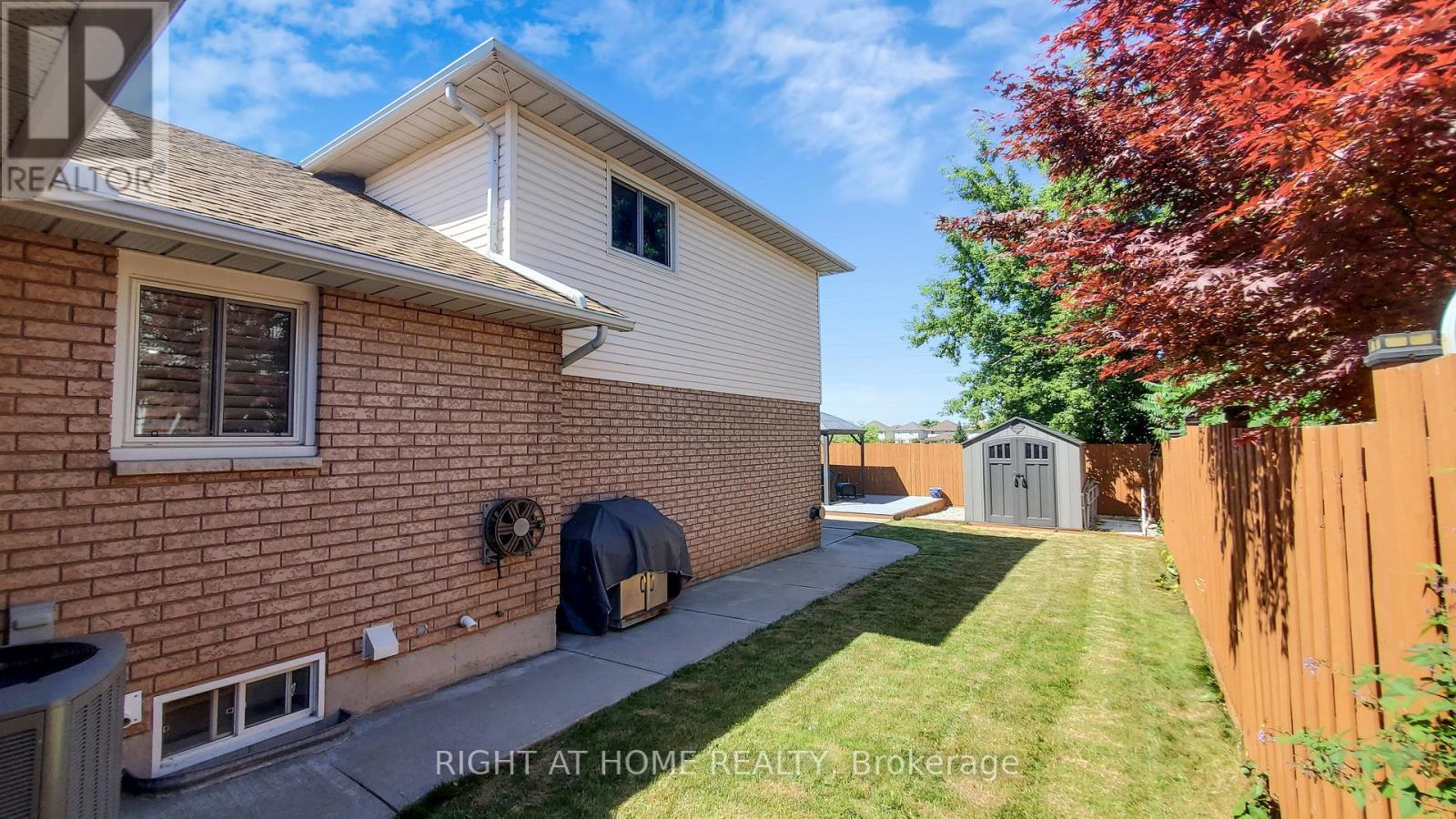 183 Alderlea Avenue, Hamilton, Ontario  L0R 1W0 - Photo 38 - X12417017