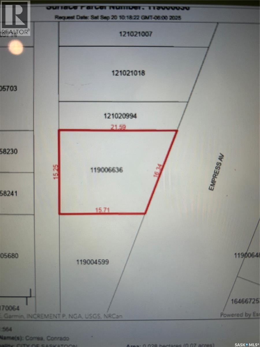 1315 Empress Avenue, Saskatoon, Saskatchewan  S7K 3G2 - Photo 2 - SK010129