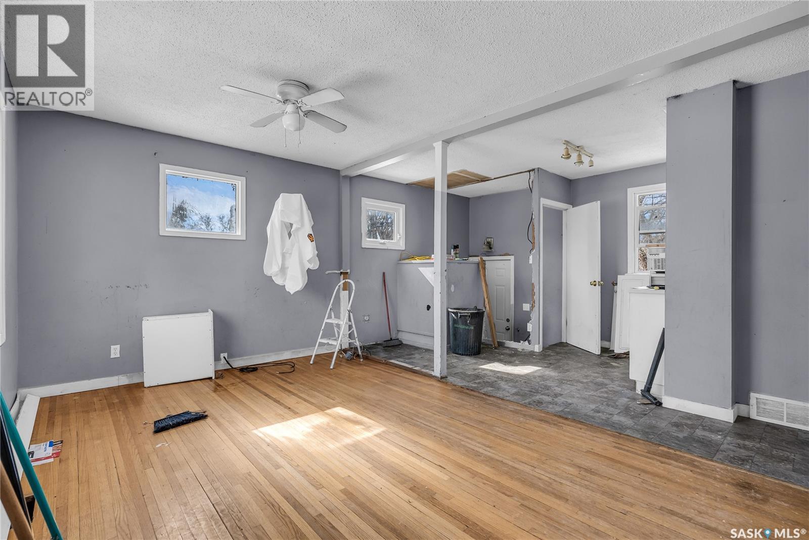 1315 Empress Avenue, Saskatoon, Saskatchewan  S7K 3G2 - Photo 5 - SK010129