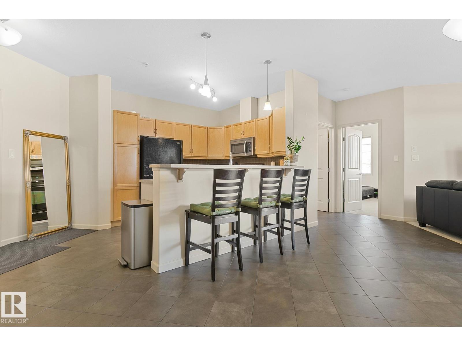 #212 2503 Hanna Cr Nw, Edmonton, Alberta  T6R 0H3 - Photo 10 - E4458772