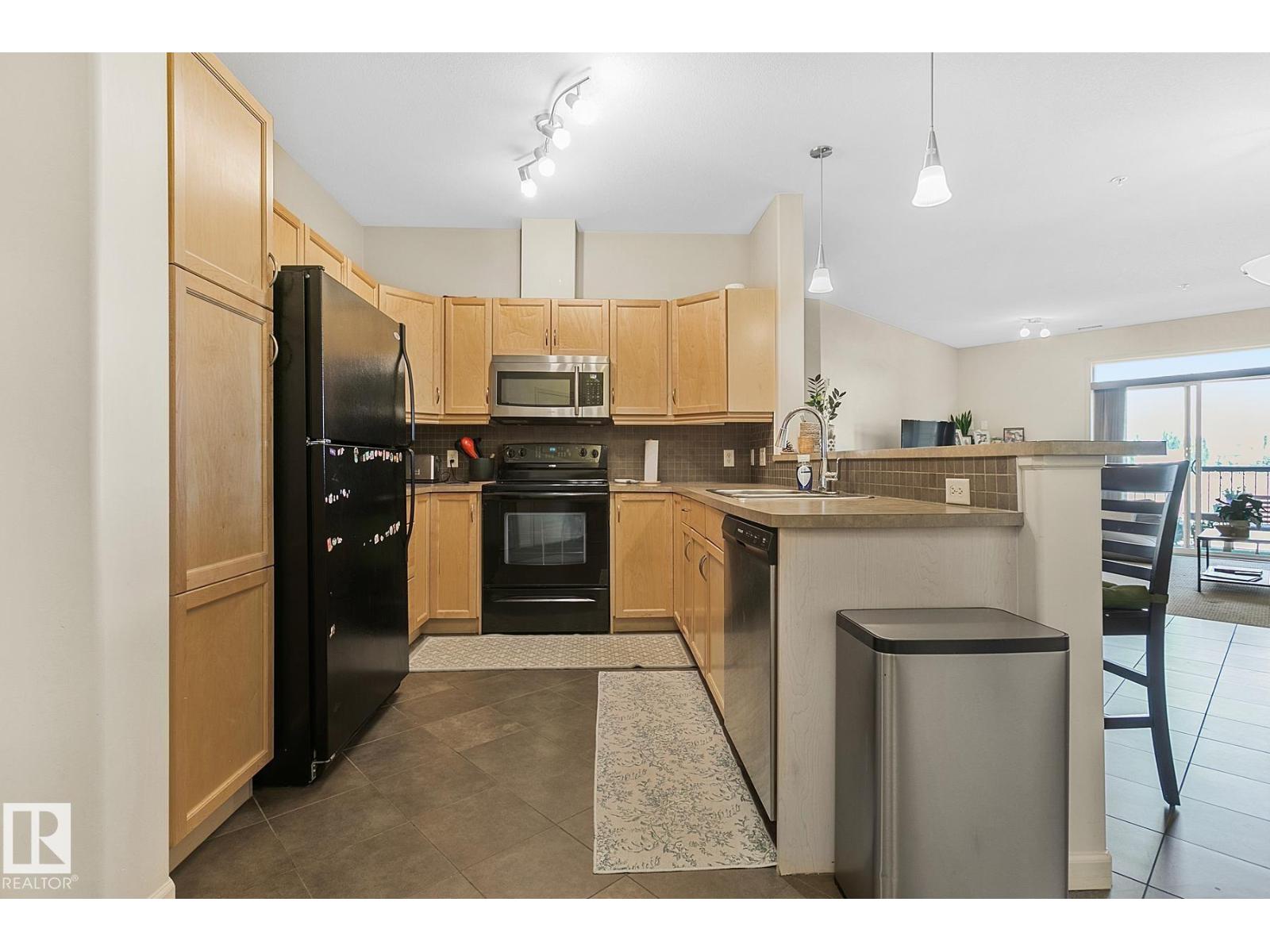 #212 2503 Hanna Cr Nw, Edmonton, Alberta  T6R 0H3 - Photo 12 - E4458772