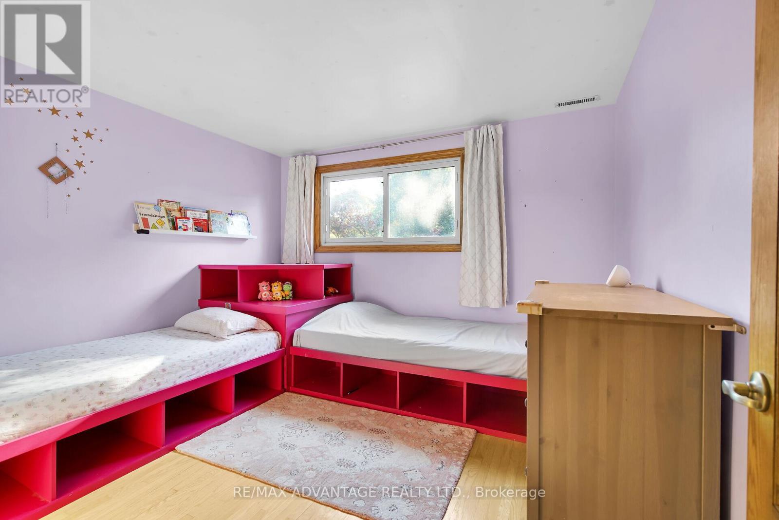 41 Queen Anne Circle, London North, Ontario  N6H 4B6 - Photo 21 - X12417087