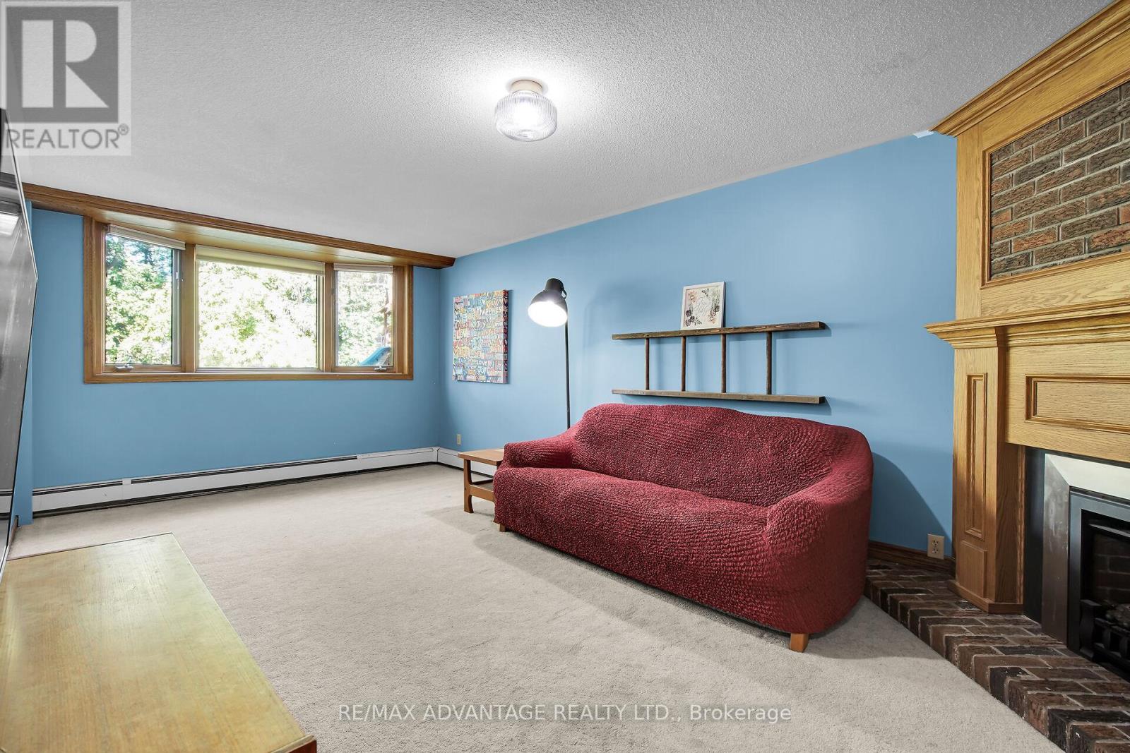 41 Queen Anne Circle, London North, Ontario  N6H 4B6 - Photo 28 - X12417087