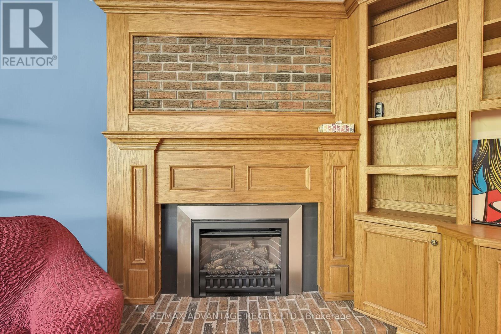 41 Queen Anne Circle, London North, Ontario  N6H 4B6 - Photo 30 - X12417087
