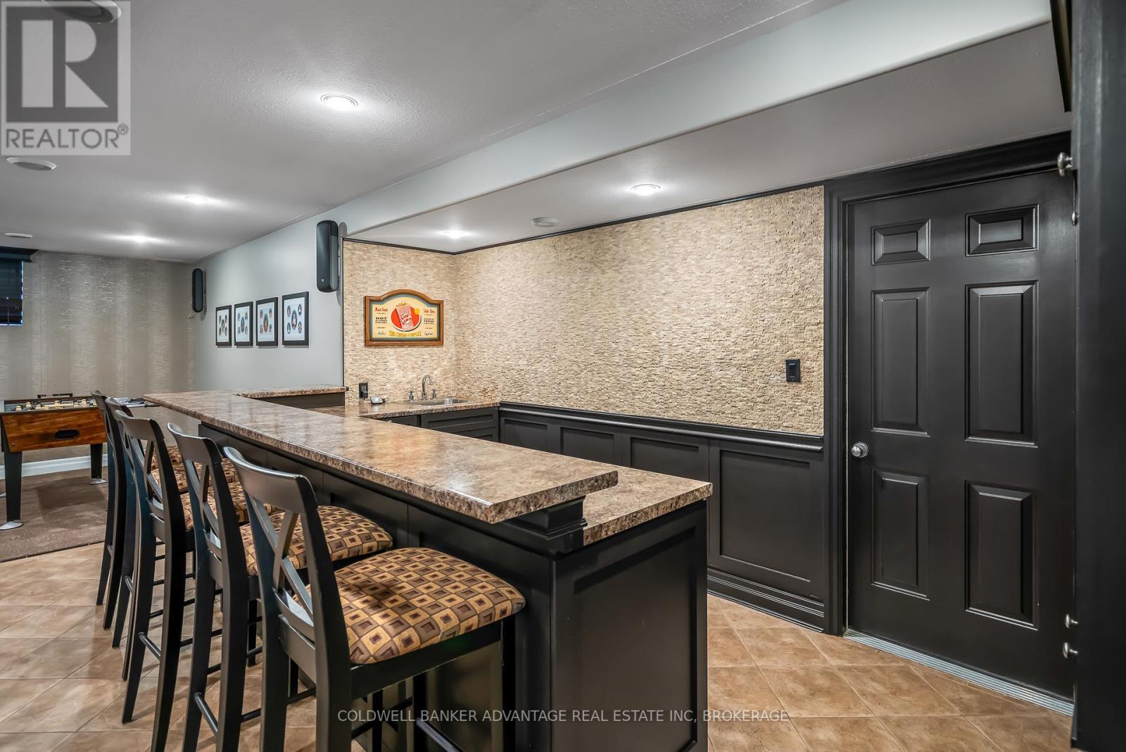 152 Redwood Court, Welland, Ontario  L3C 7C4 - Photo 23 - X12397331