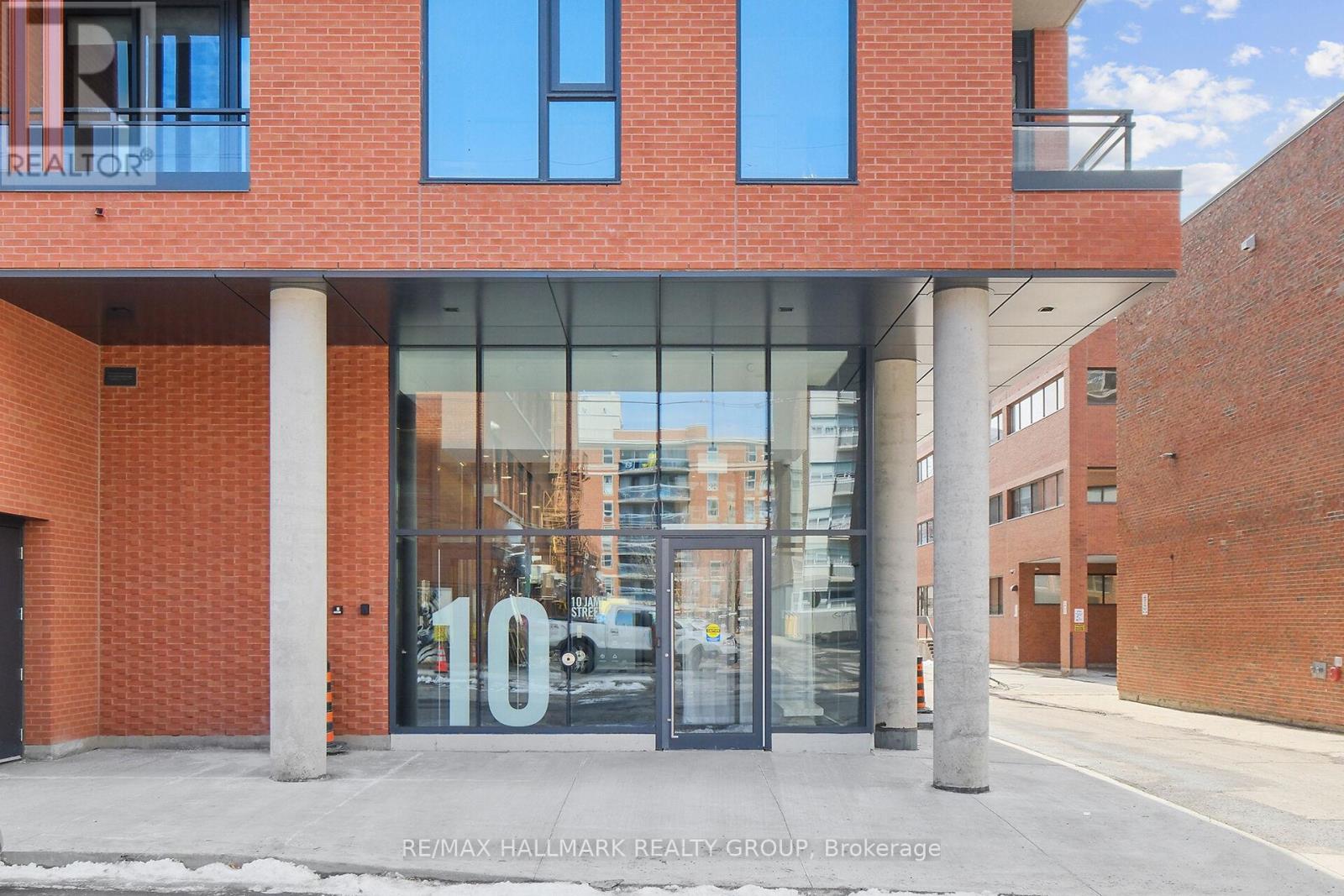 617 - 10 James Street, Ottawa, Ontario  K2P 1T2 - Photo 3 - X12417097