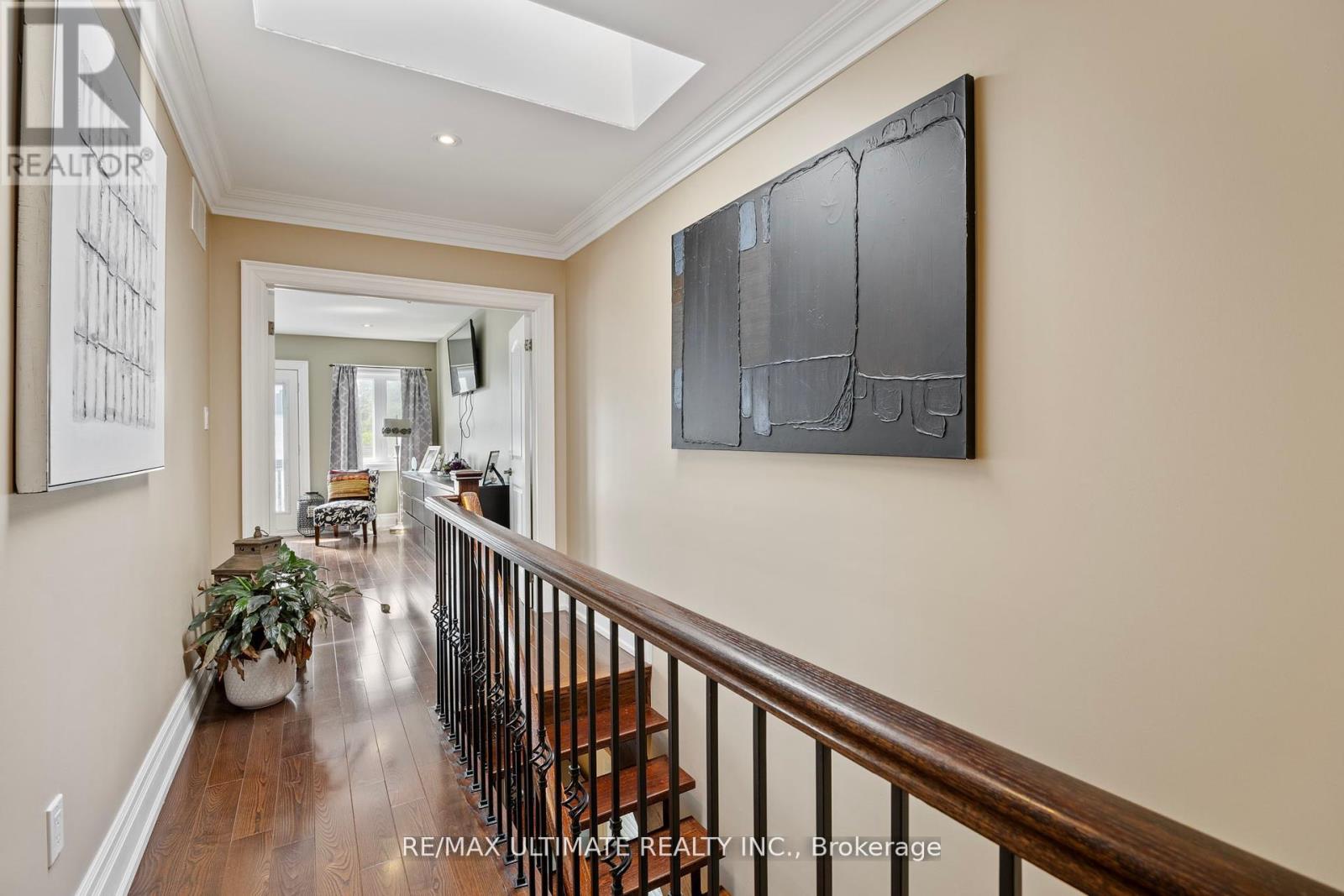 23 Seneca Avenue, Toronto, Ontario  M5J 2A4 - Photo 20 - W12417046