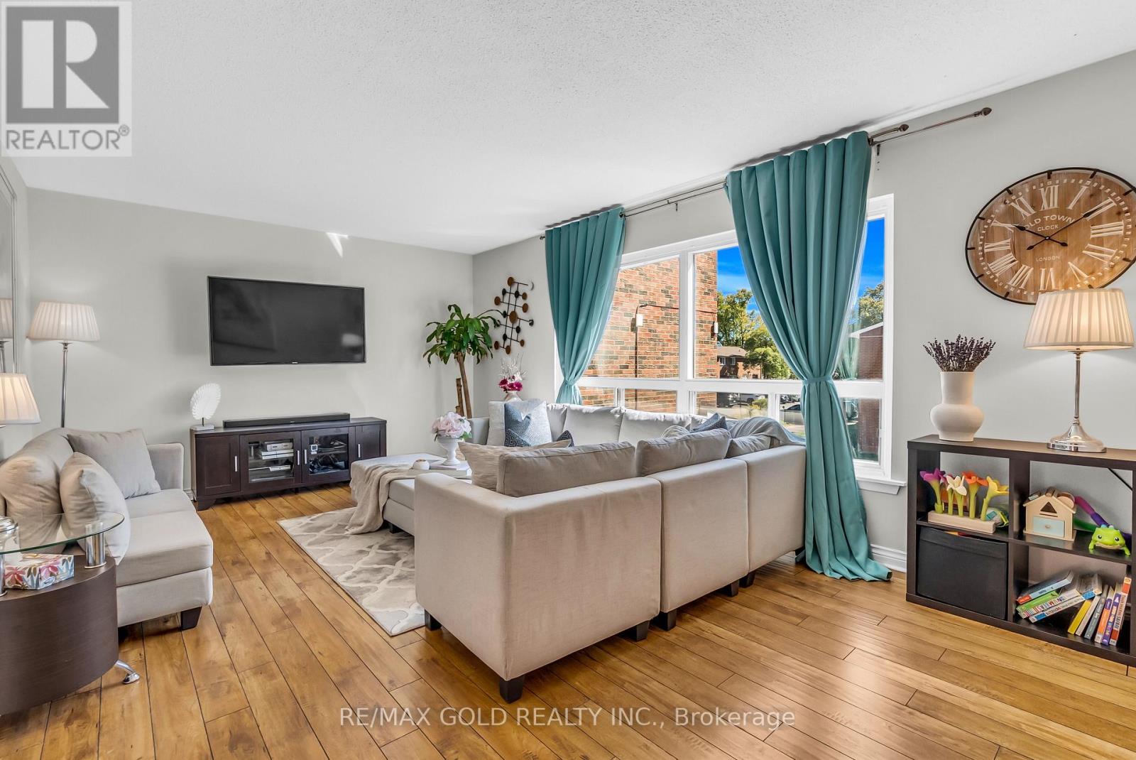 7 - 3065 Lenester Drive, Mississauga, Ontario  L5C 2B8 - Photo 16 - W12417055