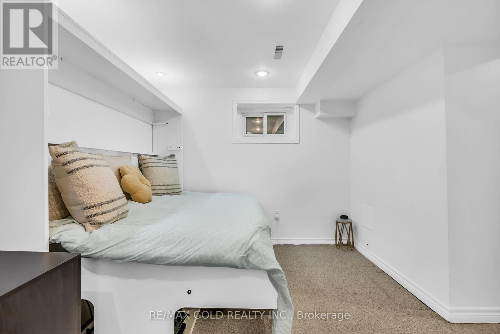 7 - 3065 Lenester Drive, Mississauga, Ontario  L5C 2B8 - Photo 33 - W12417055