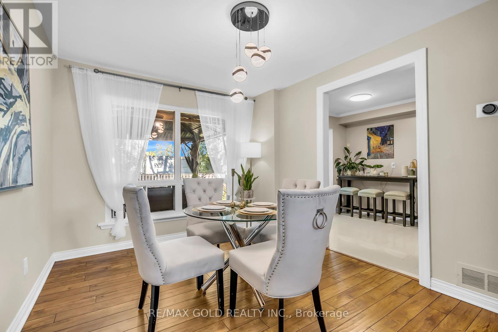 7 - 3065 Lenester Drive, Mississauga, Ontario  L5C 2B8 - Photo 7 - W12417055