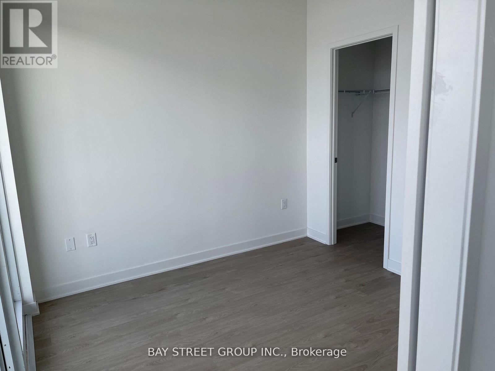 4808 - 3900 Confederation Parkway, Mississauga, Ontario  L5B 0M3 - Photo 9 - W12417082