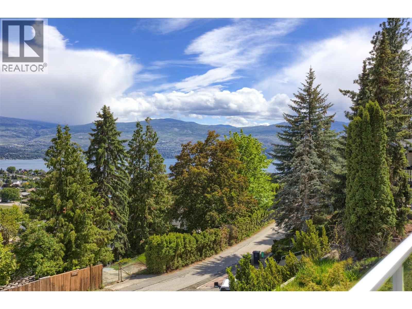 1201 Trevor Drive West Kelowna Photo 34