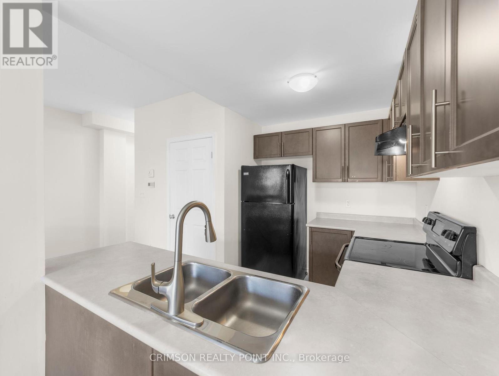 54 Medici Lane, Hamilton, Ontario  L9B 0C3 - Photo 8 - X12417054